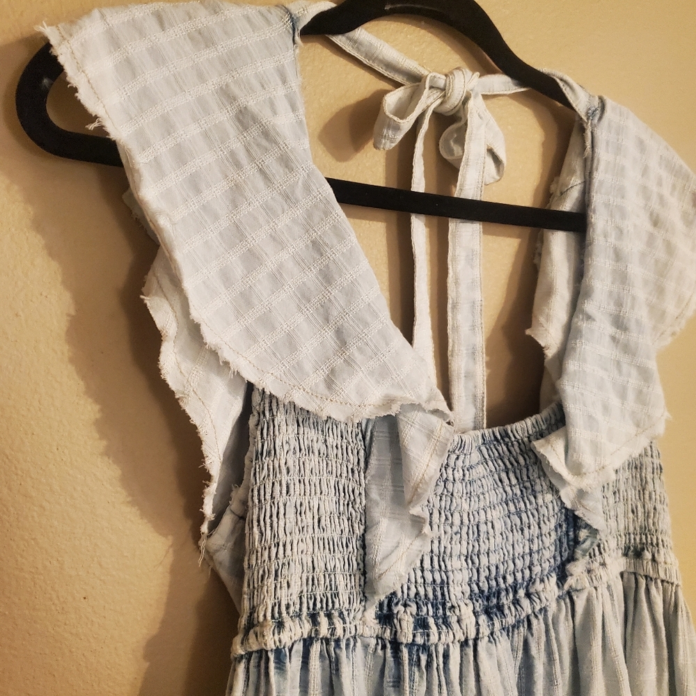 FREE PEOPLE Undone Acid Wash Blue Tiered Ruffled Open Back Smocked Mini Dress M - Picture 6 of 15